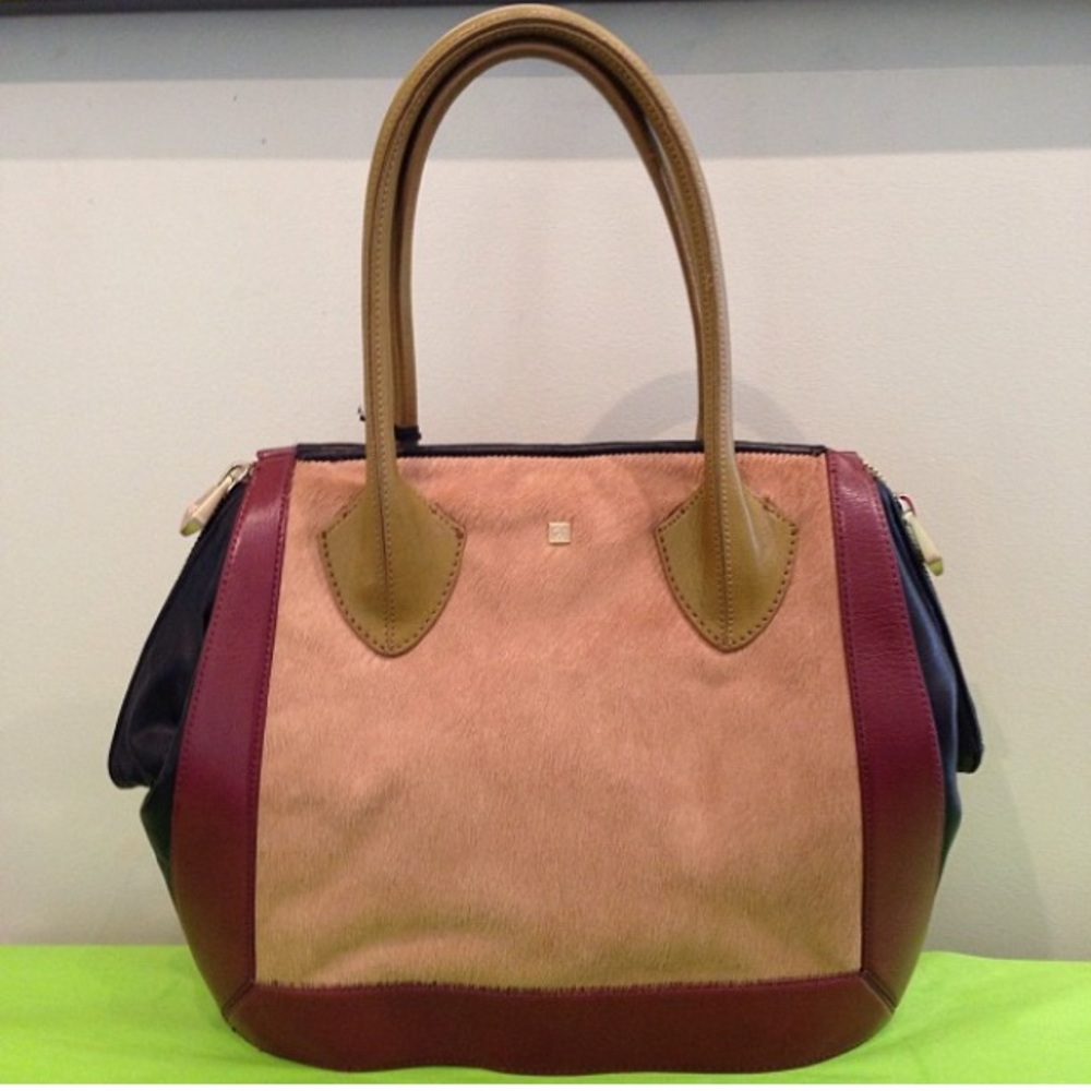 Pour La Victoire Medium Bordeaux Tote Camel